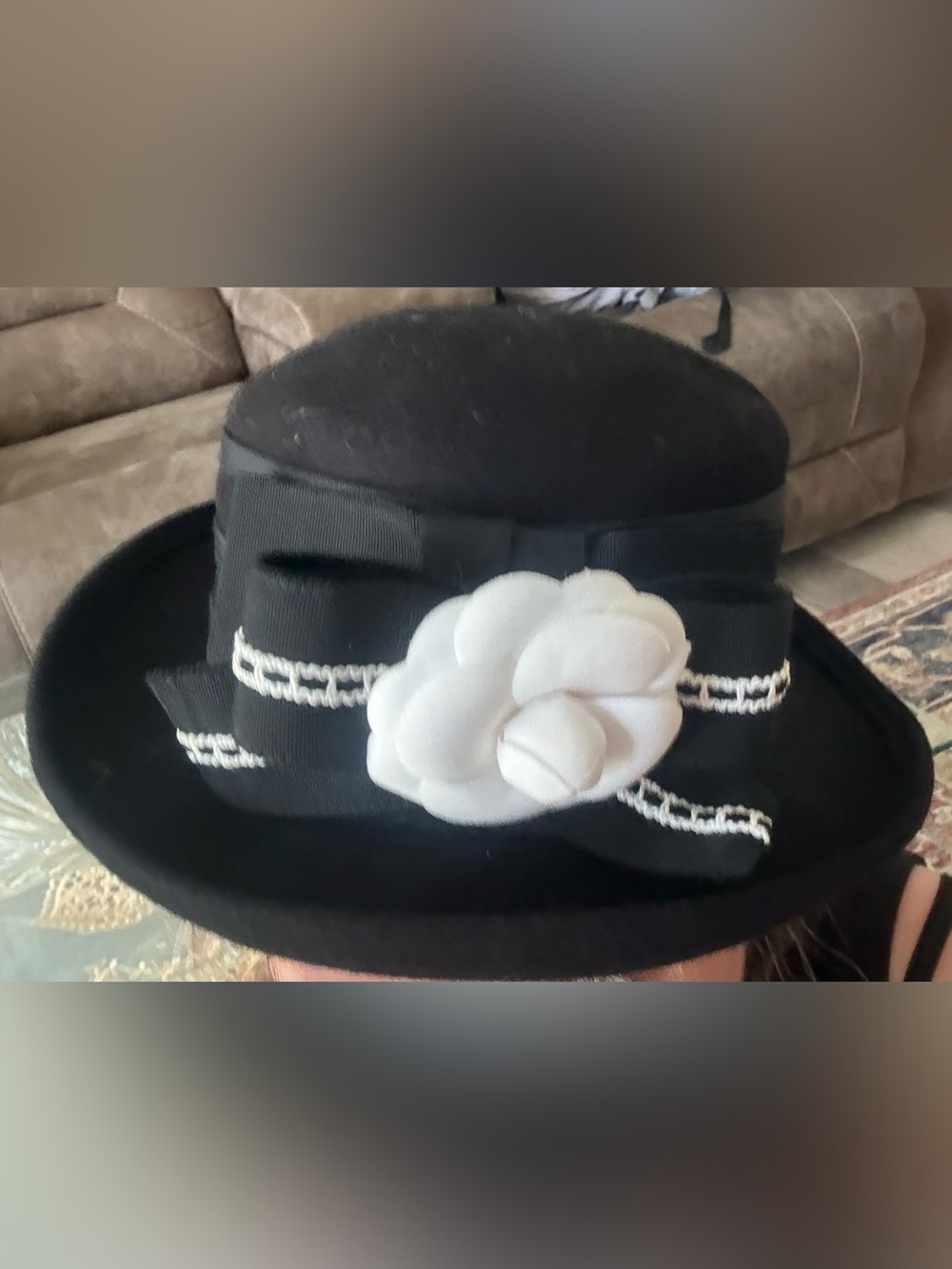 MICHAEL HOWARD

100% WOOL

MADE IN U.S.A hat